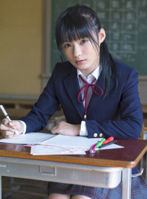 女生试衣间真人版