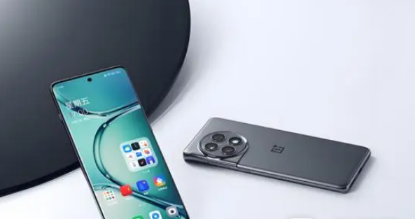 一加 Ace3 Pro搭载的是什么系统