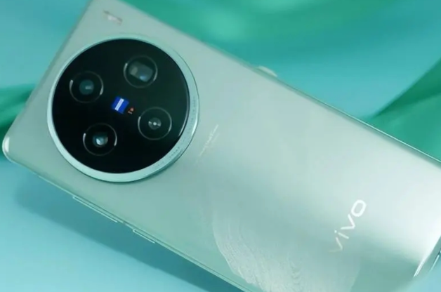 vivox200ultra前后置摄像头参数是多少